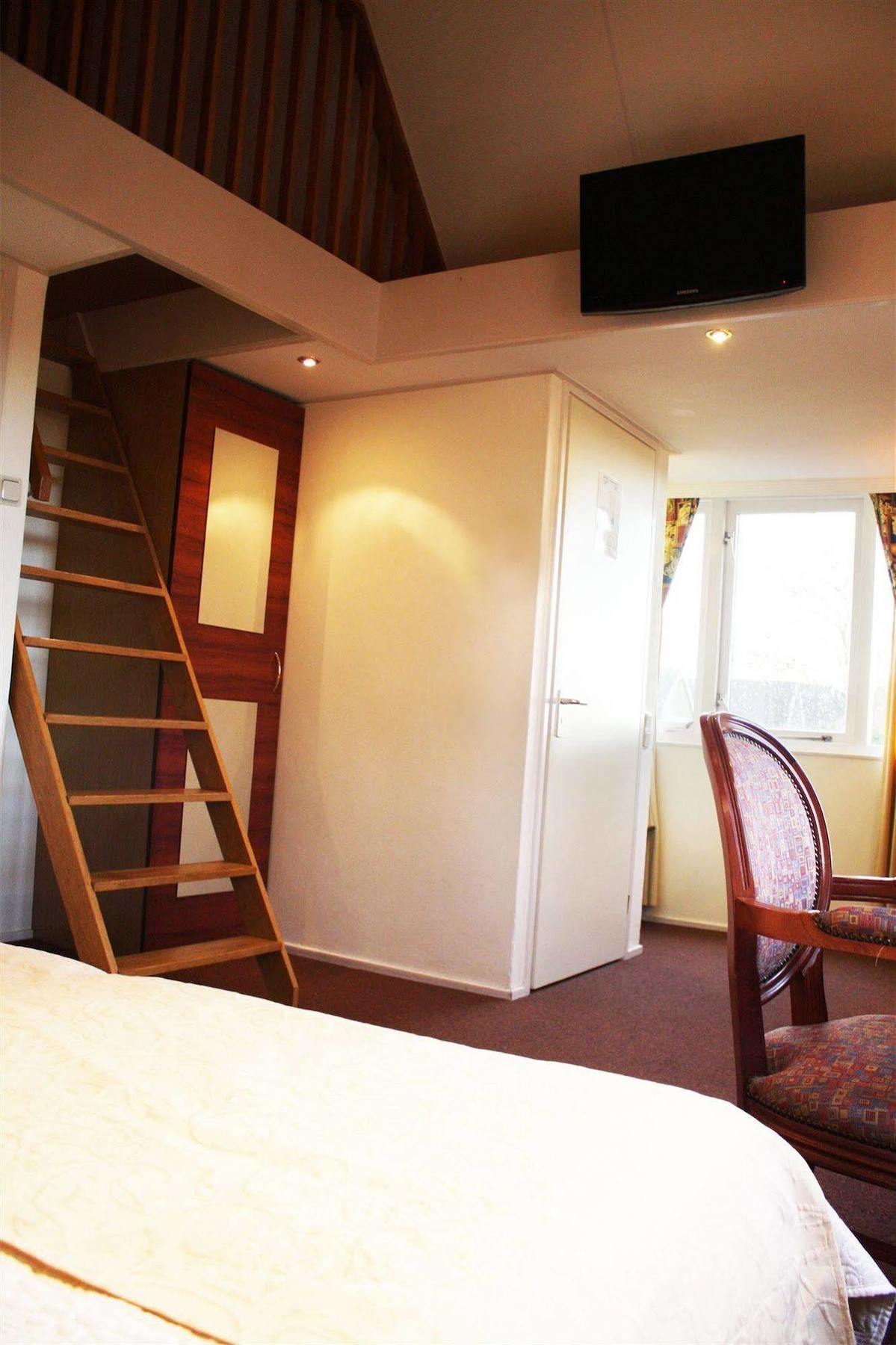 Hotel-Restaurant Loodsmans Welvaren Bv เดนฮอร์น ภายนอก รูปภาพ